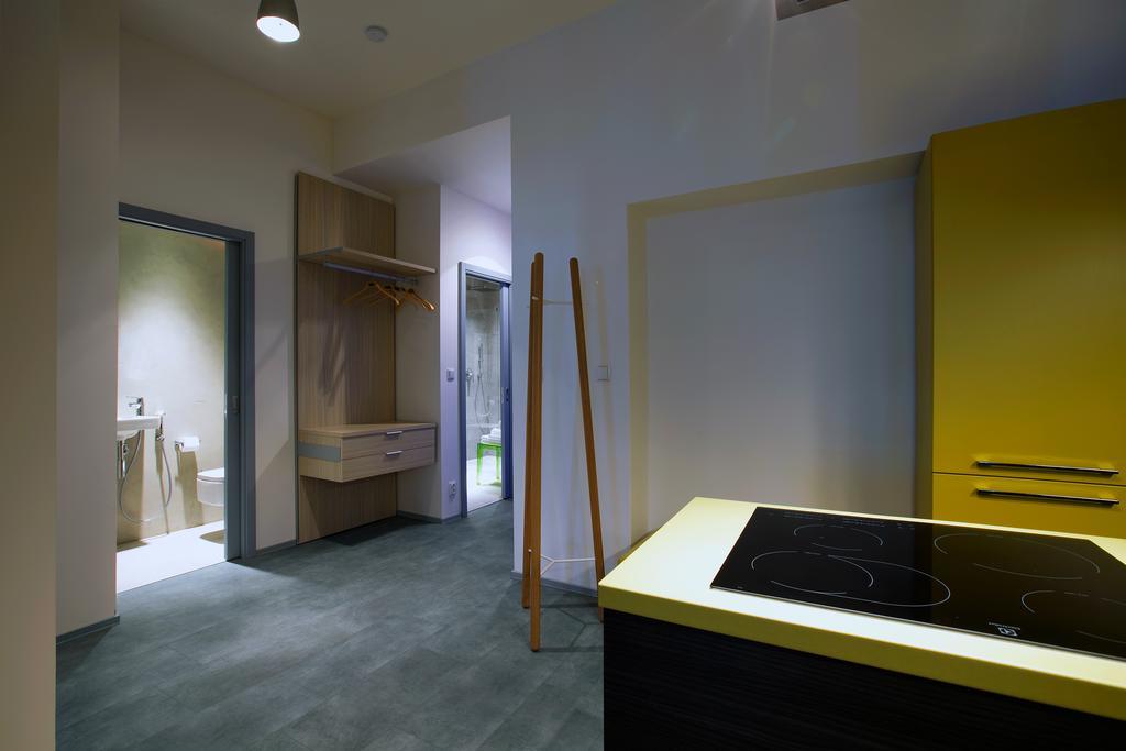 Apartments At The Blue Duckling Prague Exterior photo