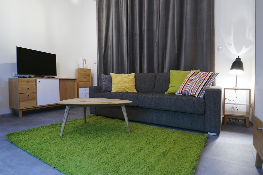 Apartments At The Blue Duckling Prague Exterior photo