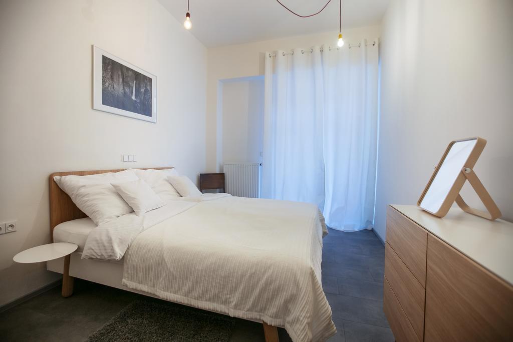 Apartments At The Blue Duckling Prague Exterior photo