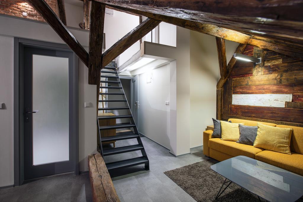 Apartments At The Blue Duckling Prague Exterior photo