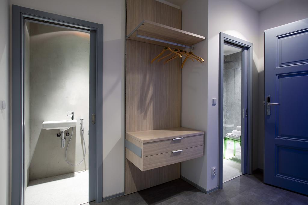 Apartments At The Blue Duckling Prague Exterior photo